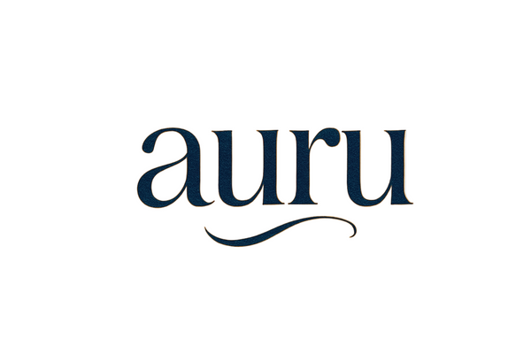 elegant text saying "auru"